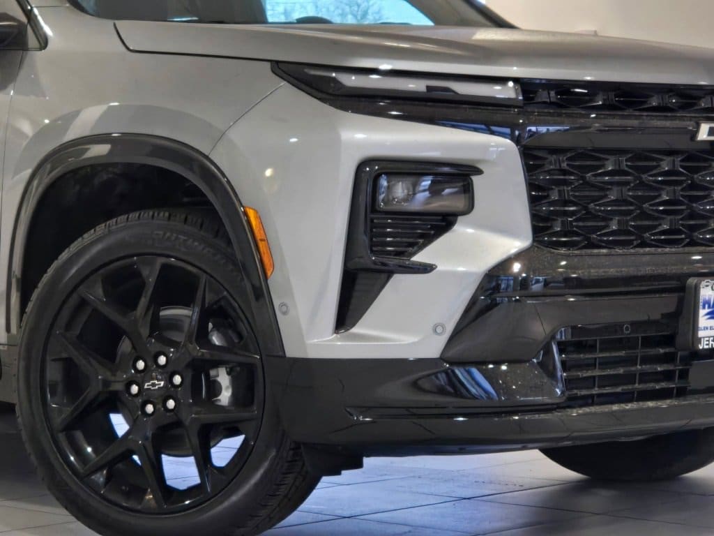 2026 CHEVROLET TRAVERSE - Image 2