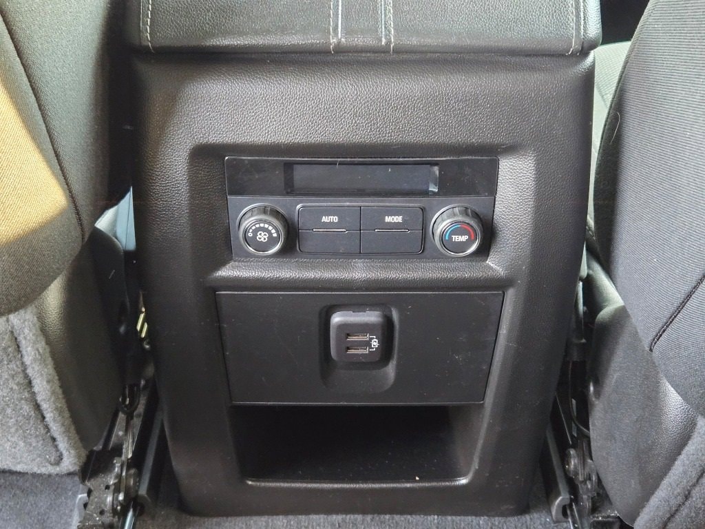 2023 CHEVROLET TRAVERSE - Image 17