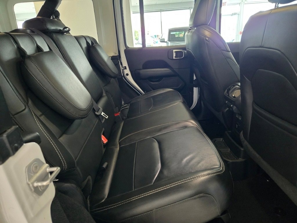 2022 JEEP WRANGLER - Image 13