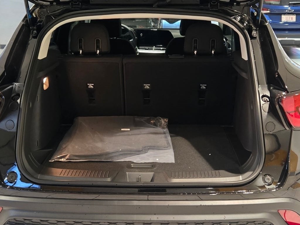 2026 CHEVROLET TRAX - Image 11