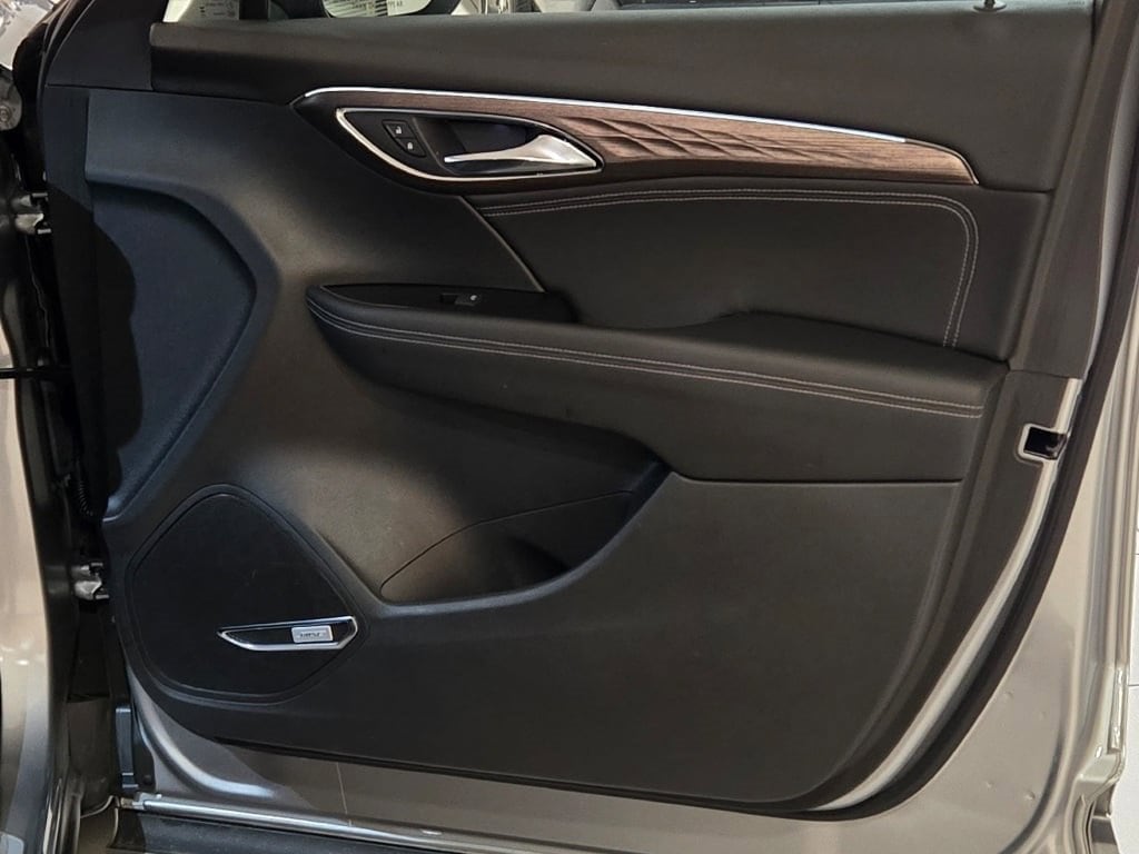 Certified 2023 Buick Envision Avenir SUV