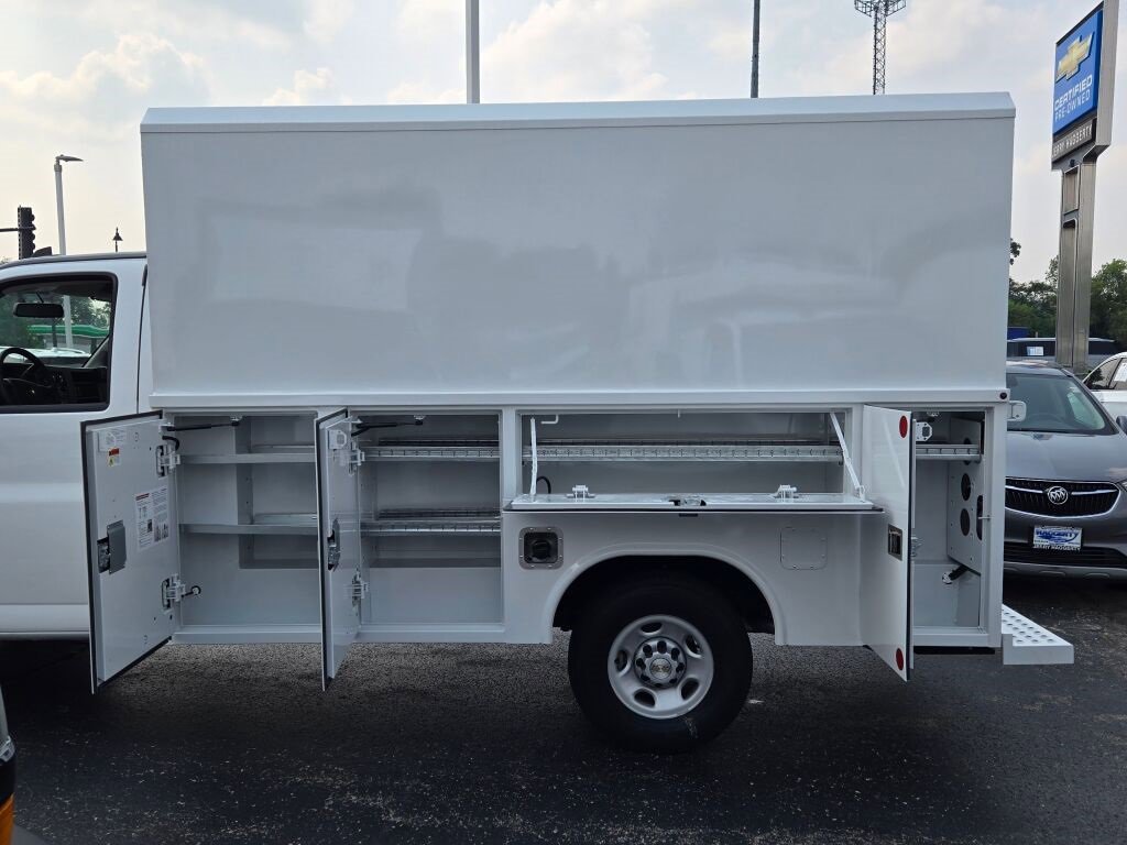 2025 CHEVROLET EXPRESS - Image 15