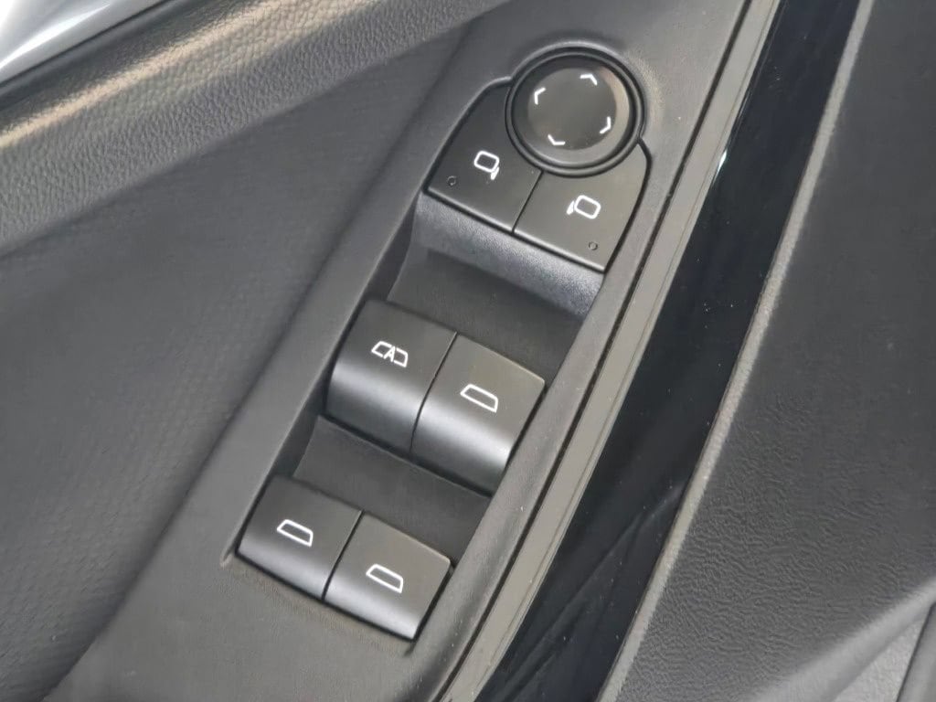 2026 Chevrolet Equinox LT - Photo 20