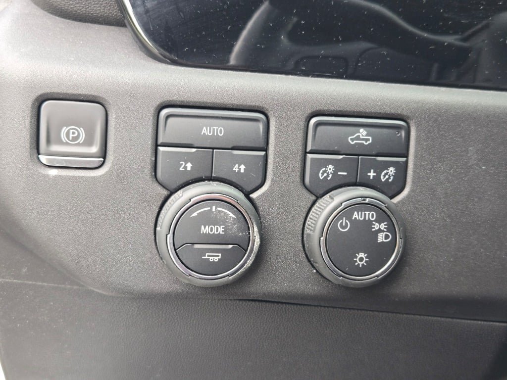 2023 Chevrolet Silverado 1500 LT - Photo 25
