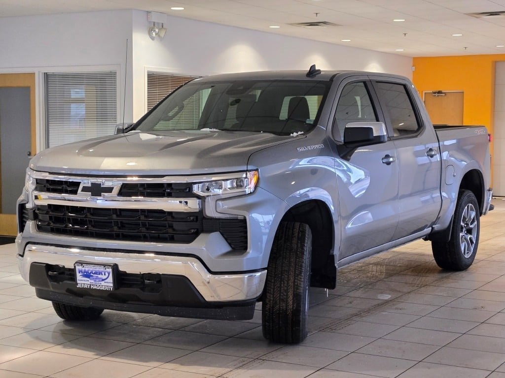 2026 CHEVROLET SILVERADO - Image 4