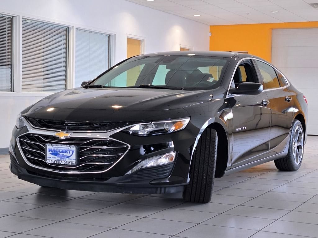 Used 2024 Chevrolet Malibu 1LT Car