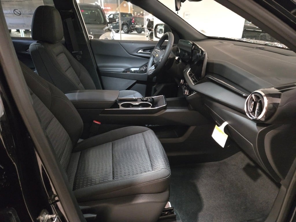 2026 CHEVROLET EQUINOX - Image 5