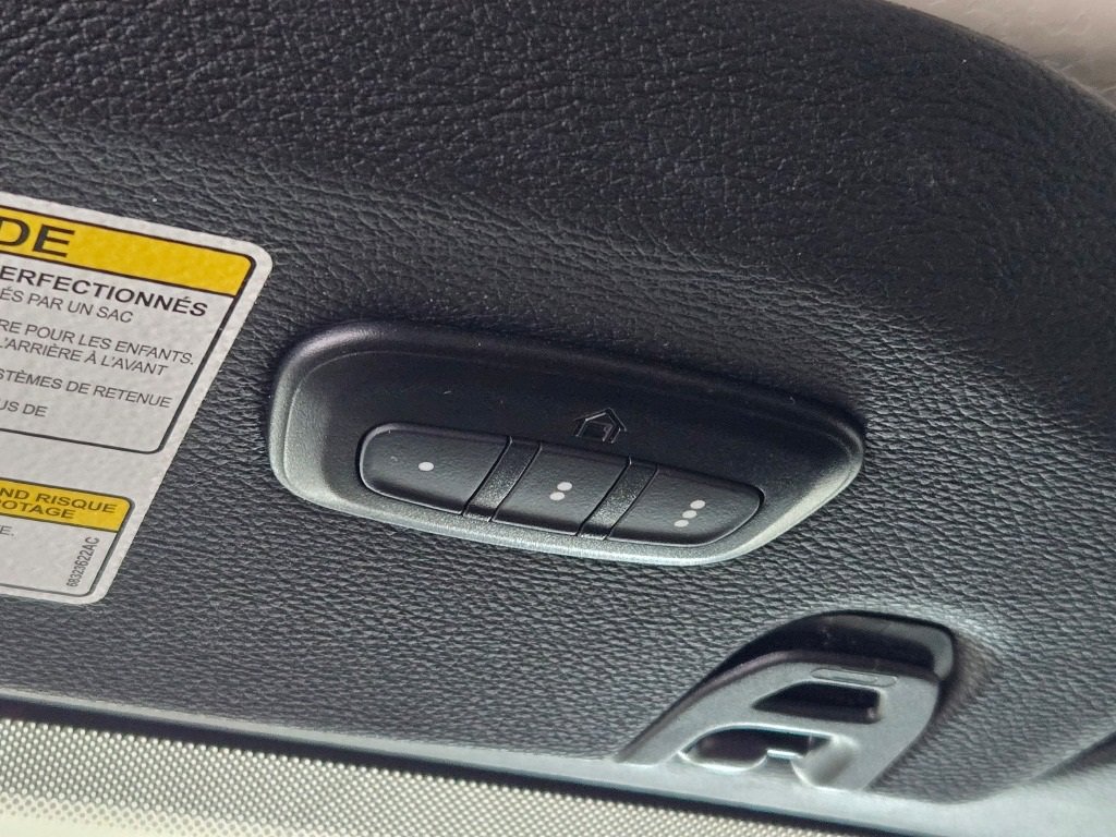 2022 JEEP WRANGLER - Image 24