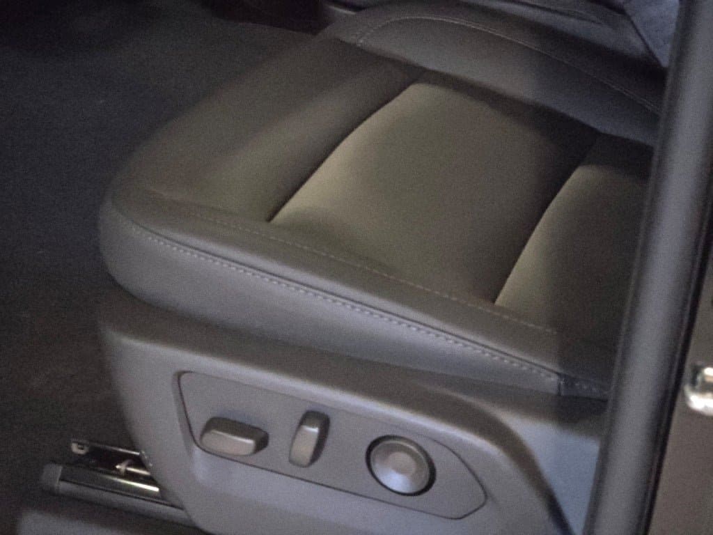 2026 CHEVROLET SILVERADO HD - Image 19