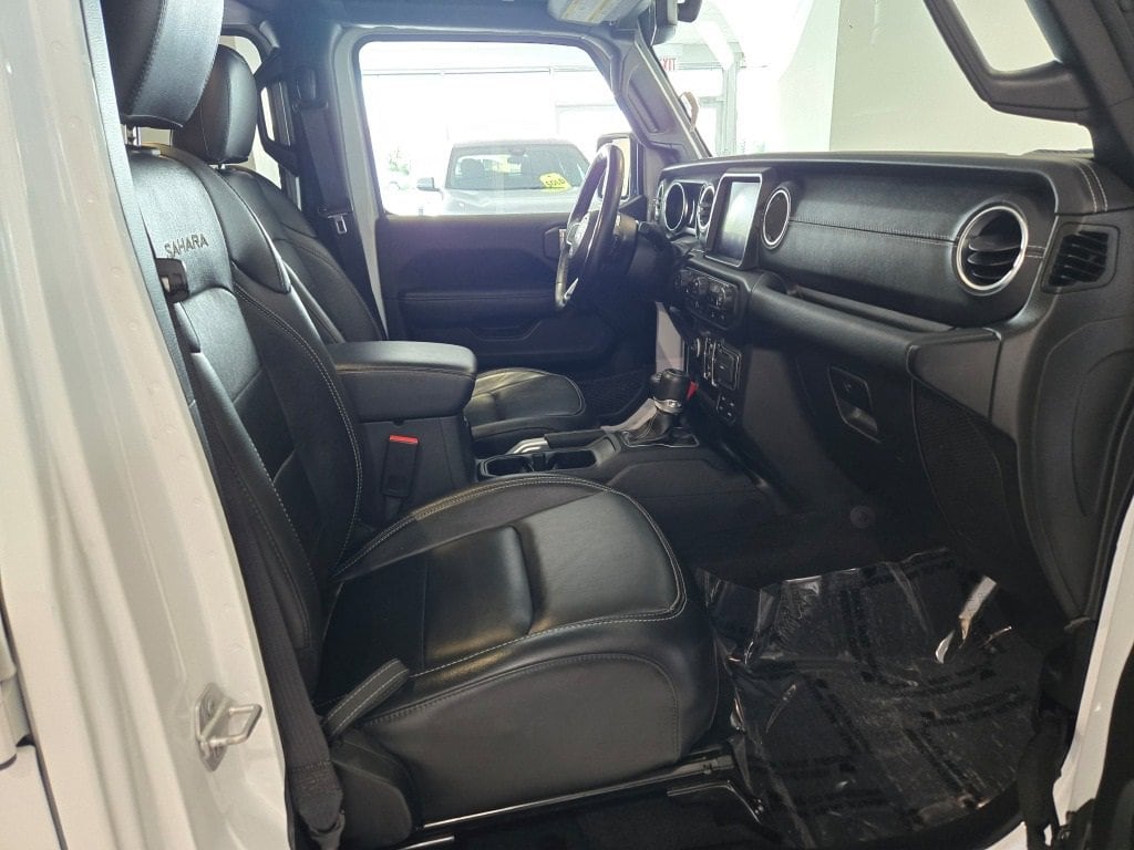 2022 JEEP WRANGLER - Image 5