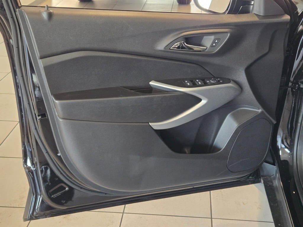 2026 CHEVROLET TRAX - Image 16