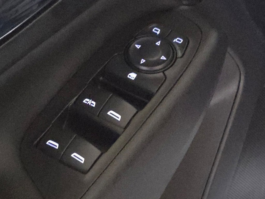 2021 CHEVROLET EQUINOX - Image 21