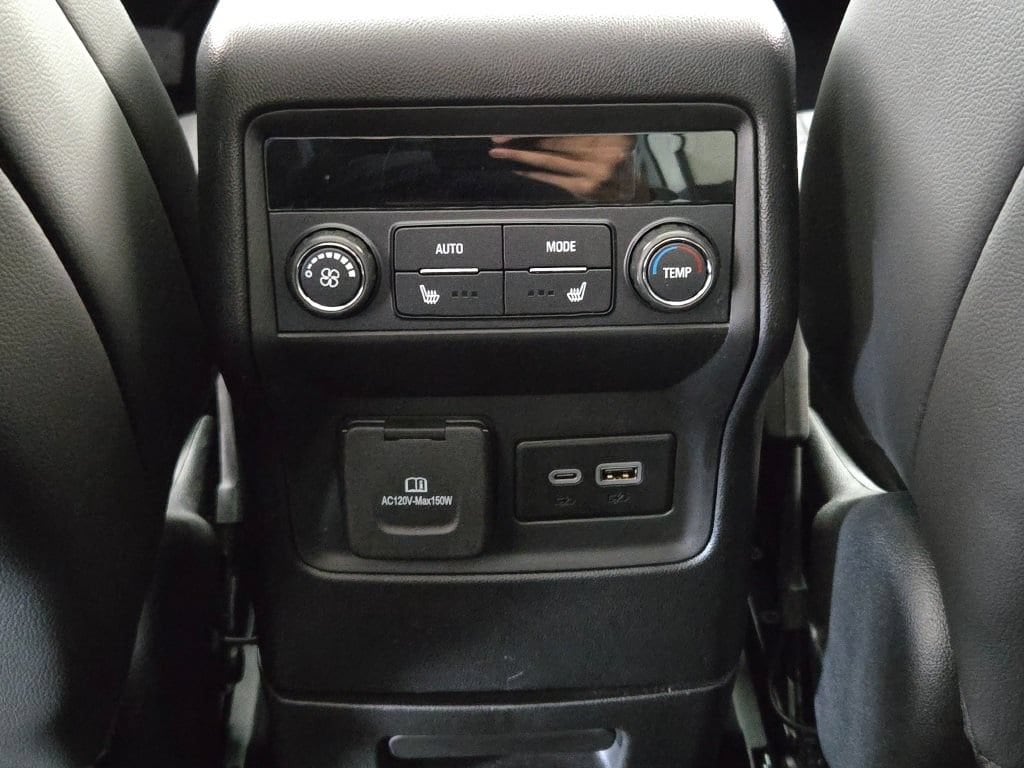 2023 GMC Acadia Denali - Photo 19