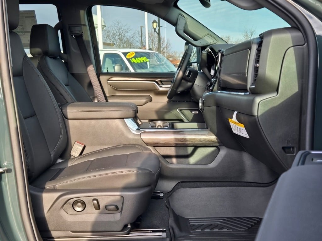 2026 CHEVROLET SILVERADO HD - Image 6