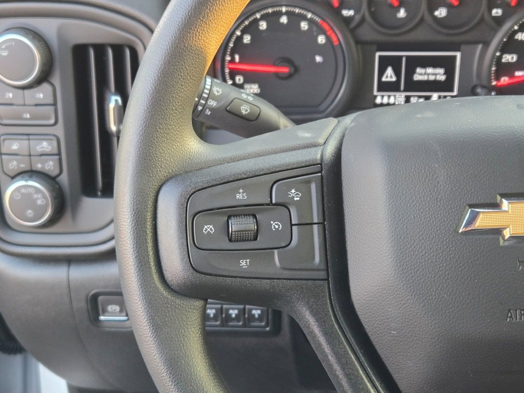 2025 CHEVROLET SILVERADO HD - Image 31