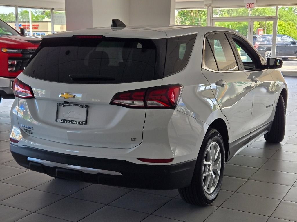 2024 Chevrolet Equinox LT - Photo 10