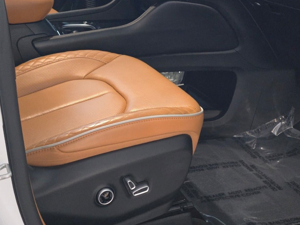 2021 CHRYSLER PACIFICA - Image 6