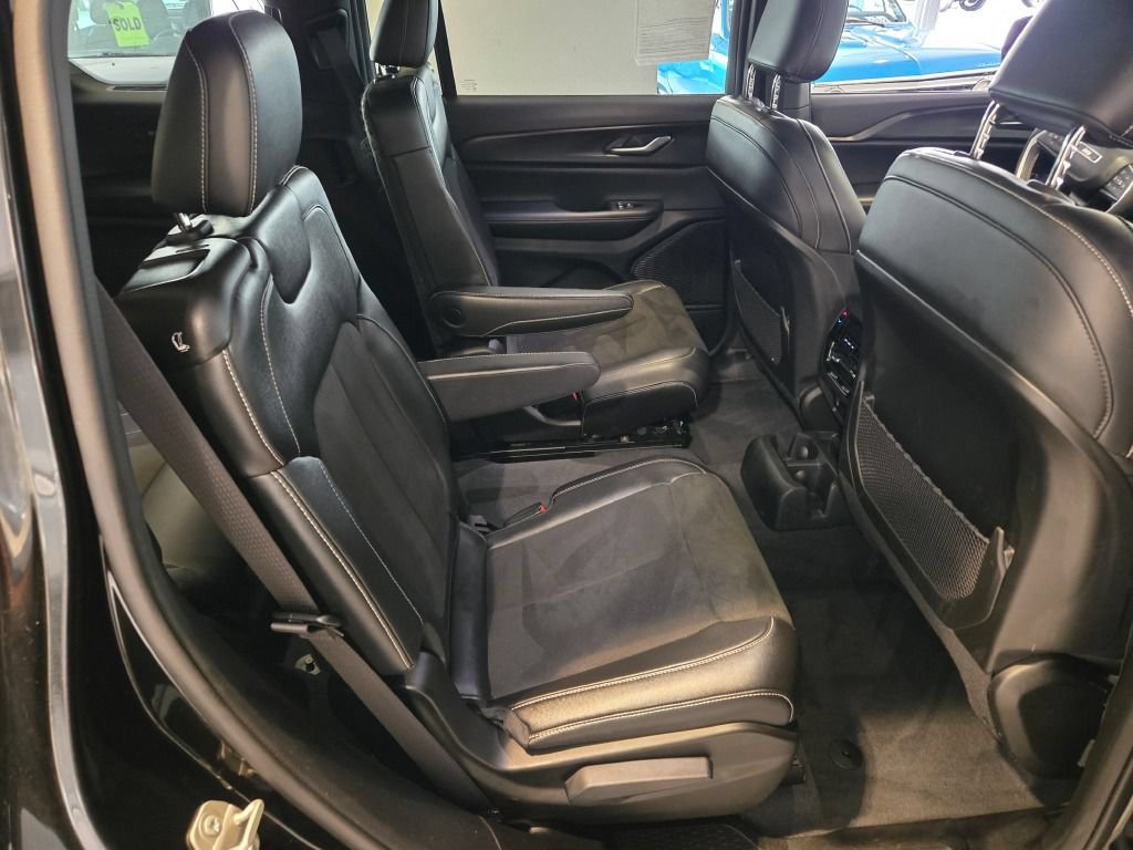 2023 Jeep Grand Cherokee L Altitude - Photo 9