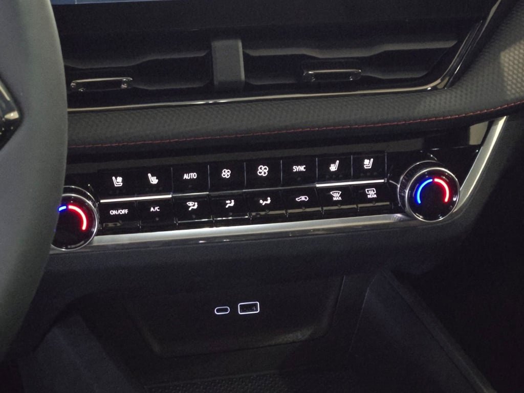 2026 CHEVROLET EQUINOX - Image 28