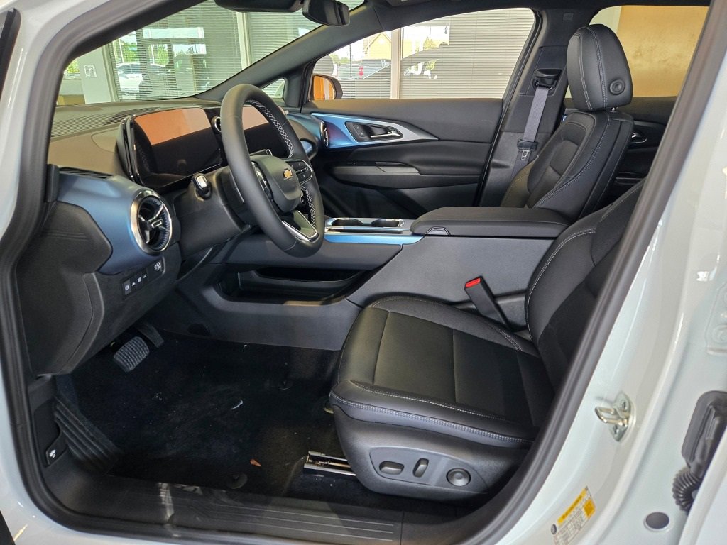 2025 CHEVROLET EQUINOX - Image 20