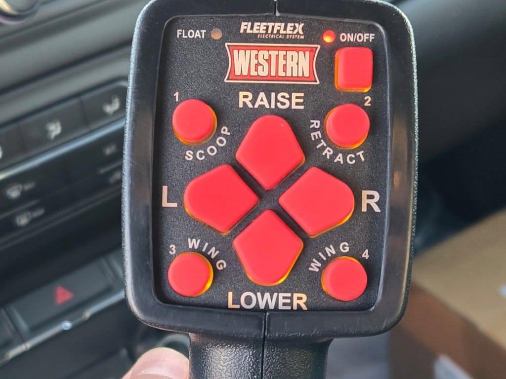 2026 CHEVROLET SILVERADO HD - Image 24