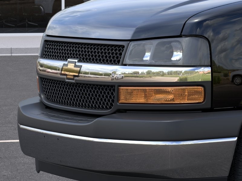 2026 Chevrolet Express Cargo Work Van - Photo 37