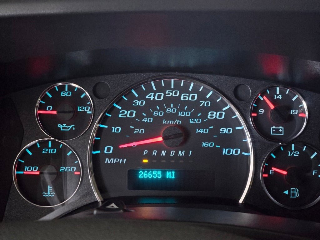 2023 GMC SAVANA - Image 19