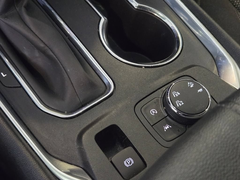 2023 Chevrolet Traverse 1LT - Photo 31