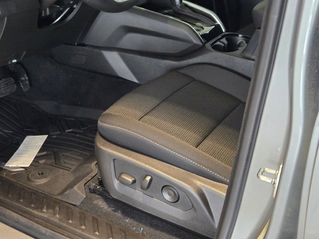 2025 CHEVROLET COLORADO - Image 19