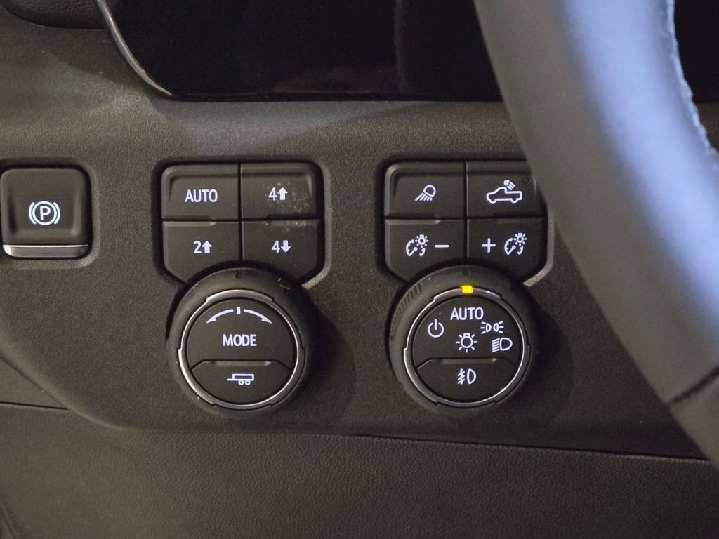 2026 CHEVROLET SILVERADO - Image 26