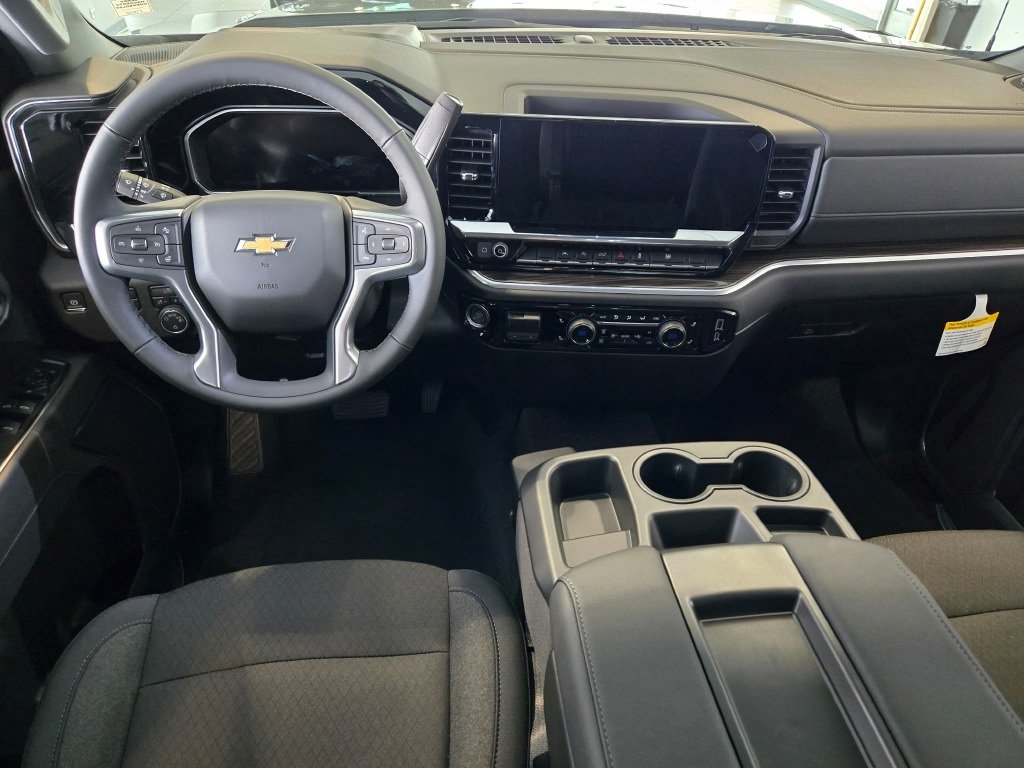 2026 CHEVROLET SILVERADO - Image 15