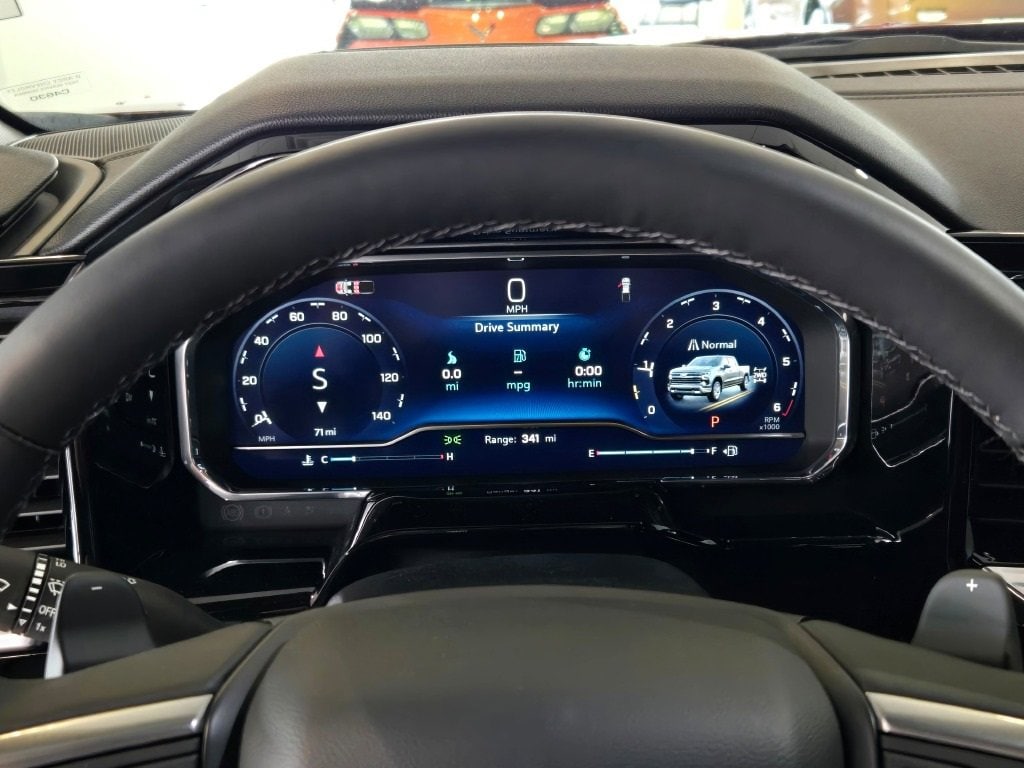 2025 CHEVROLET SILVERADO - Image 32