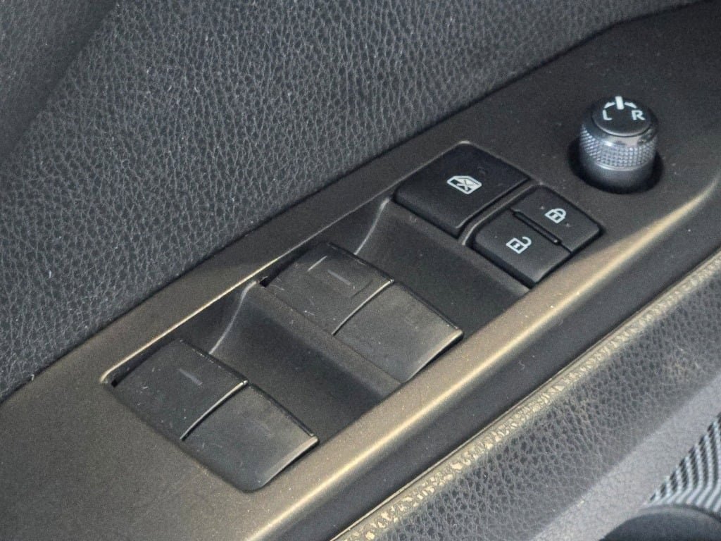 2023 TOYOTA CAMRY - Image 18