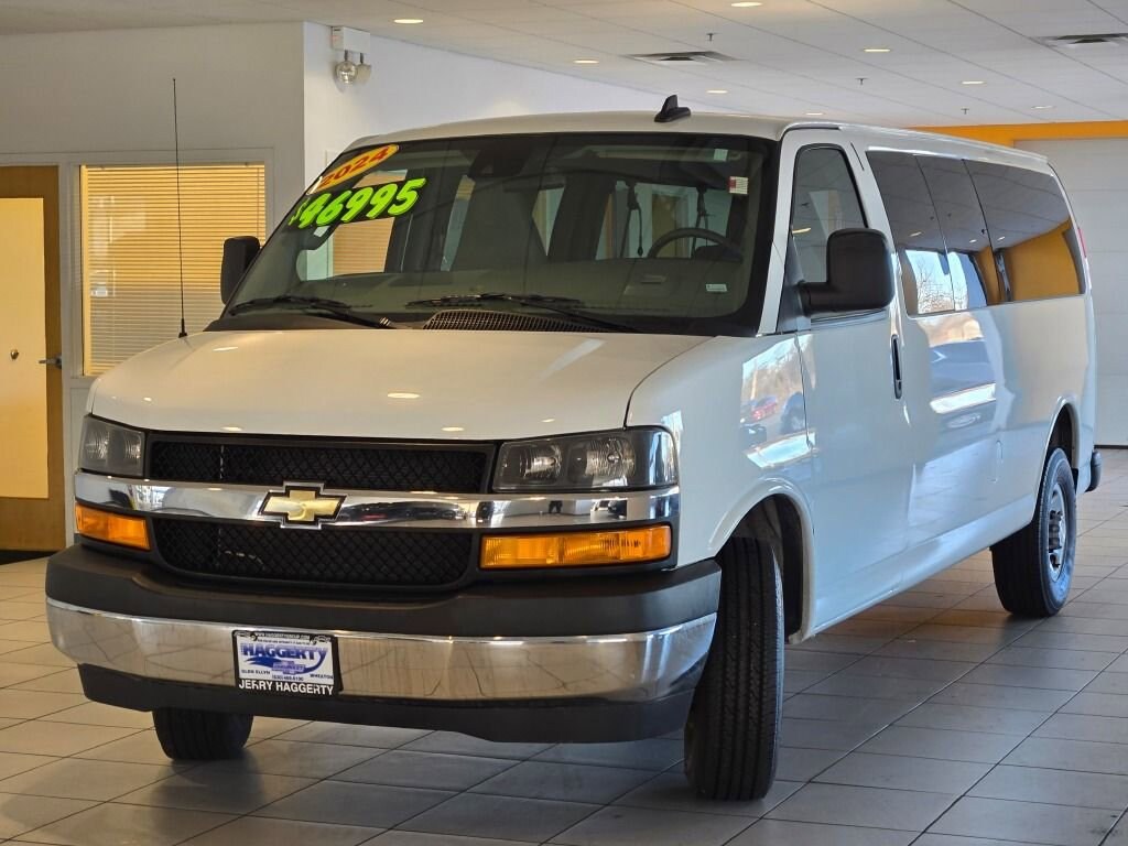Used 2024 Chevrolet Express Passenger 3500 1LT Van