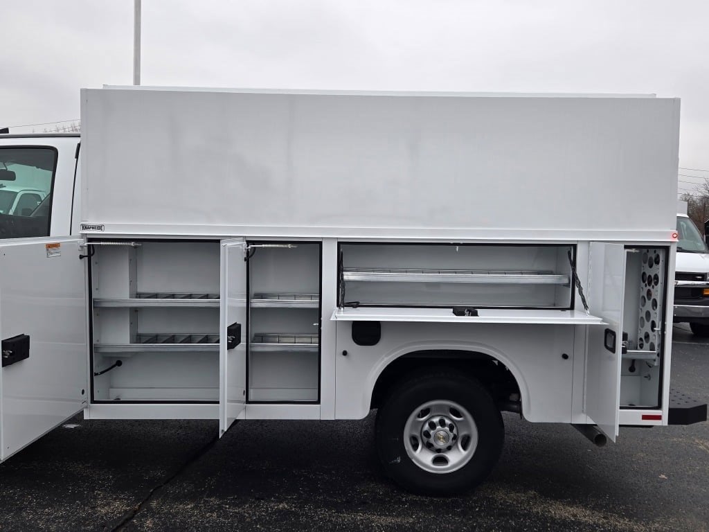 2025 CHEVROLET EXPRESS - Image 14