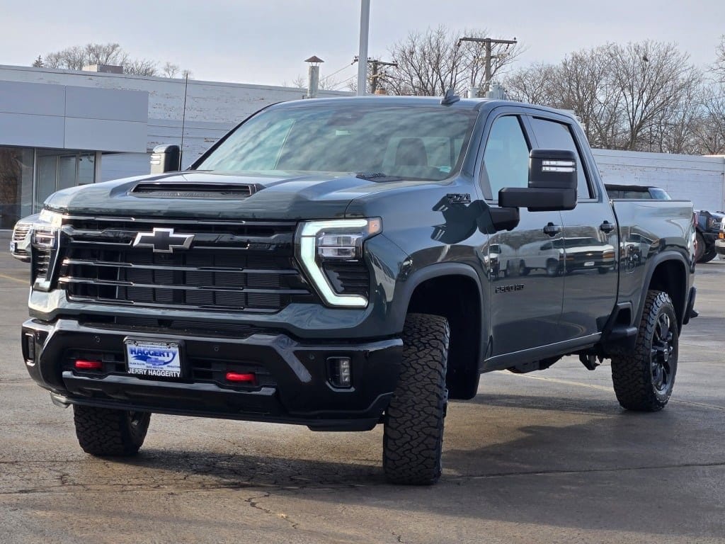 2026 CHEVROLET SILVERADO HD - Image 4