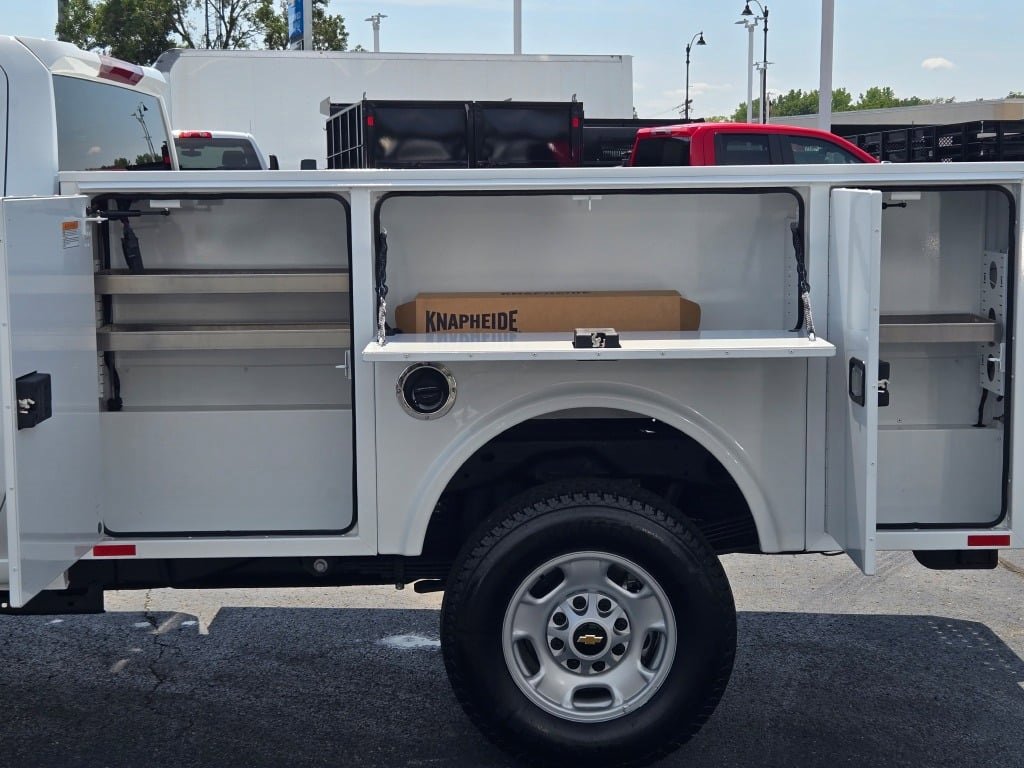 2024 CHEVROLET SILVERADO HD - Image 17