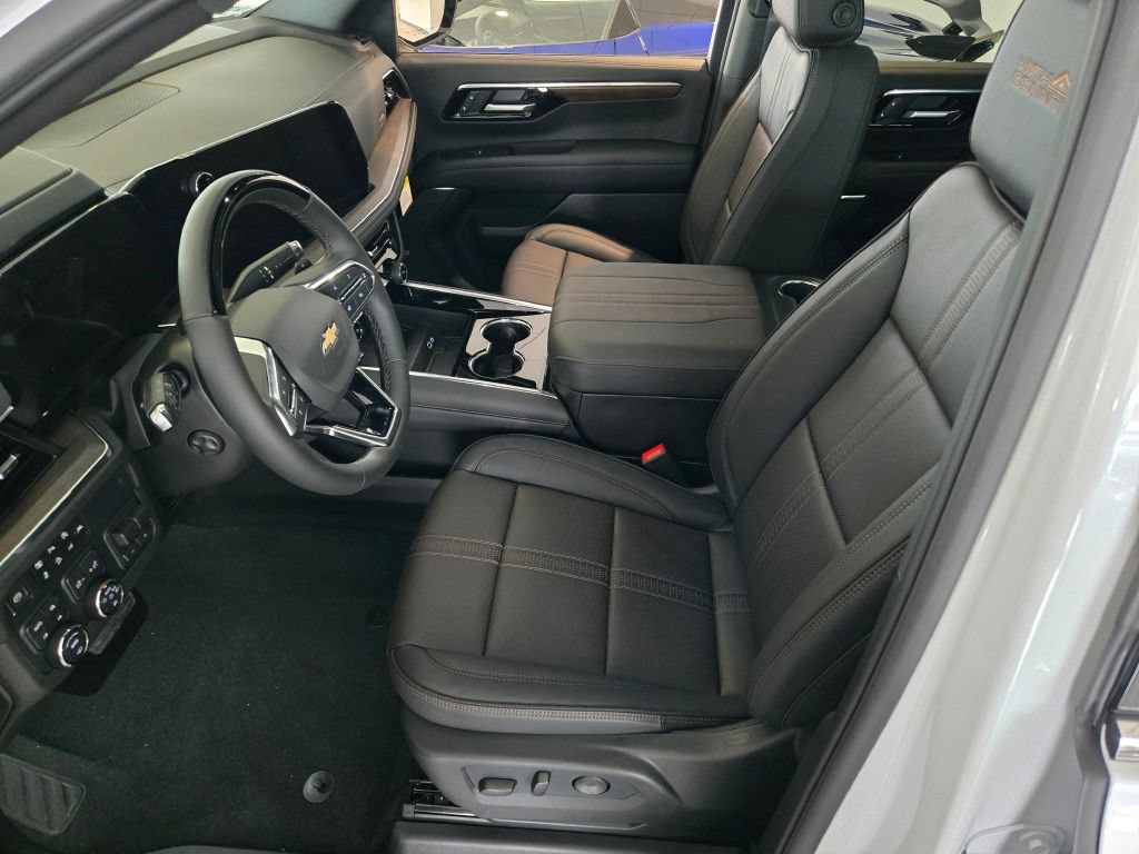 2026 Chevrolet Suburban High Country - Photo 27