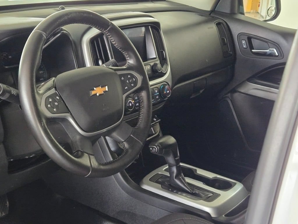 2021 Chevrolet Colorado LT - Photo 24