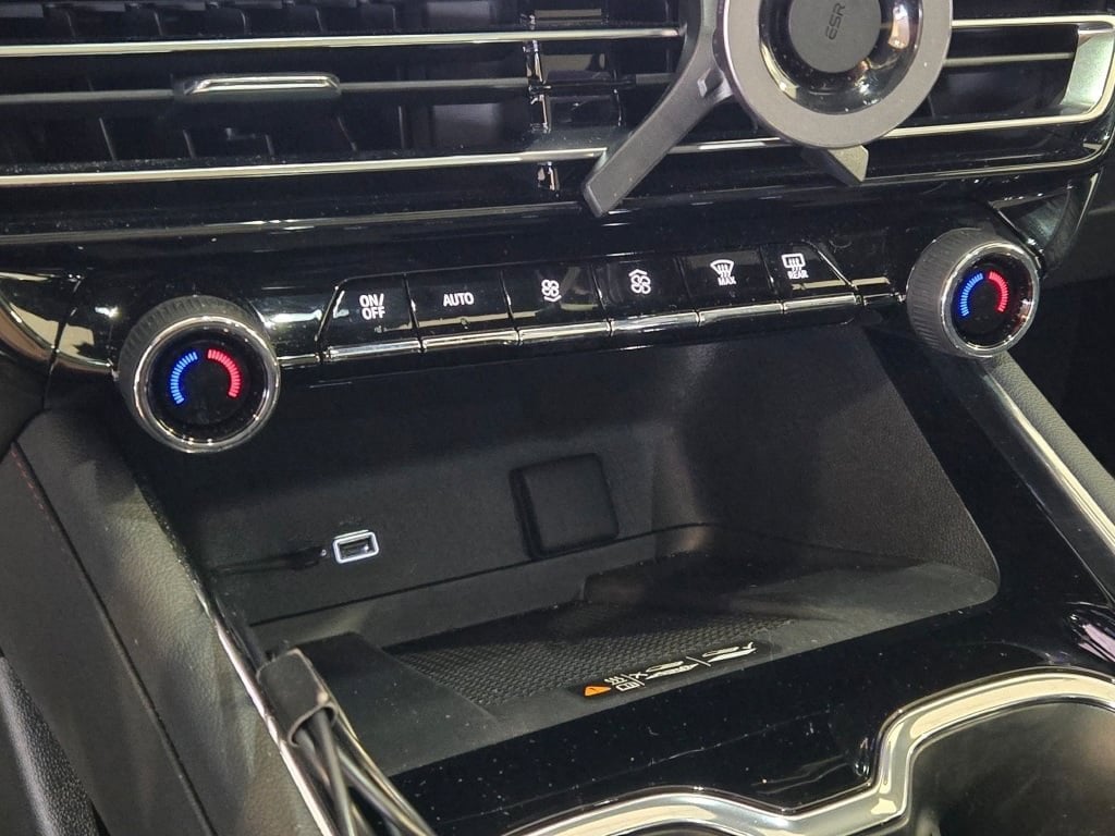 2024 CHEVROLET TRAVERSE - Image 29