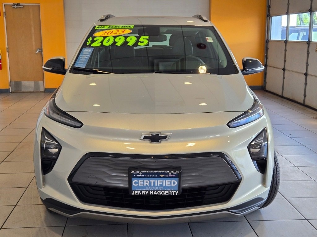 Certified 2023 Chevrolet Bolt EUV LT with VIN 1G1FY6S09P4188287 for sale in Villa Park, IL