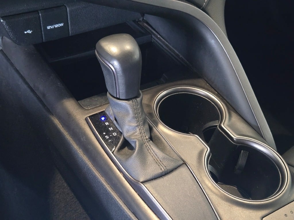 2024 Toyota Camry SE - Photo 26