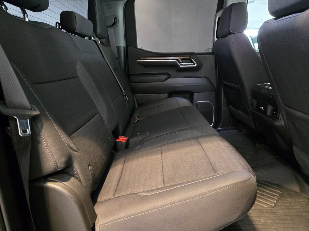 2024 Chevrolet Silverado 1500 RST - Photo 10