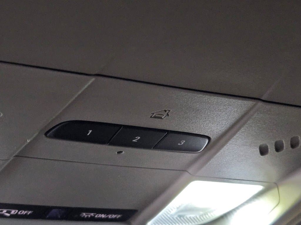 2019 CHEVROLET EQUINOX - Image 29