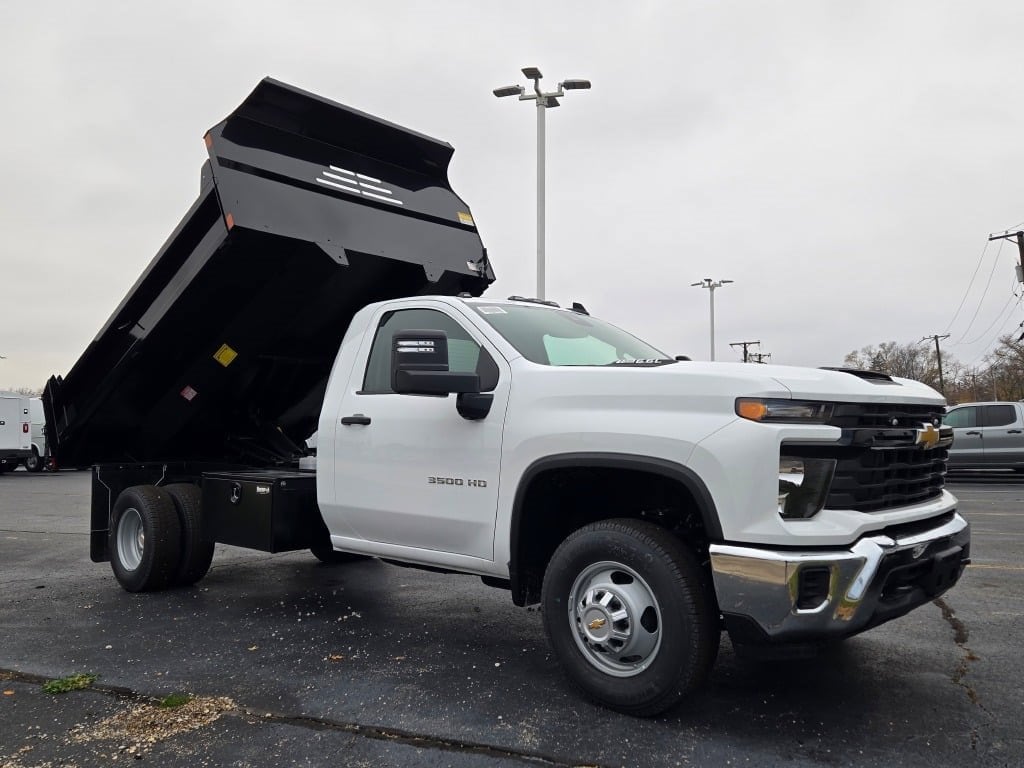 2025 CHEVROLET SILVERADO HD - Image 24