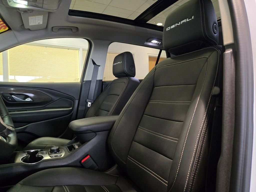 2024 GMC Terrain Denali - Photo 24