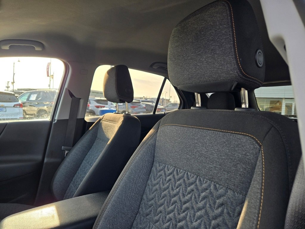 2023 CHEVROLET EQUINOX - Image 24