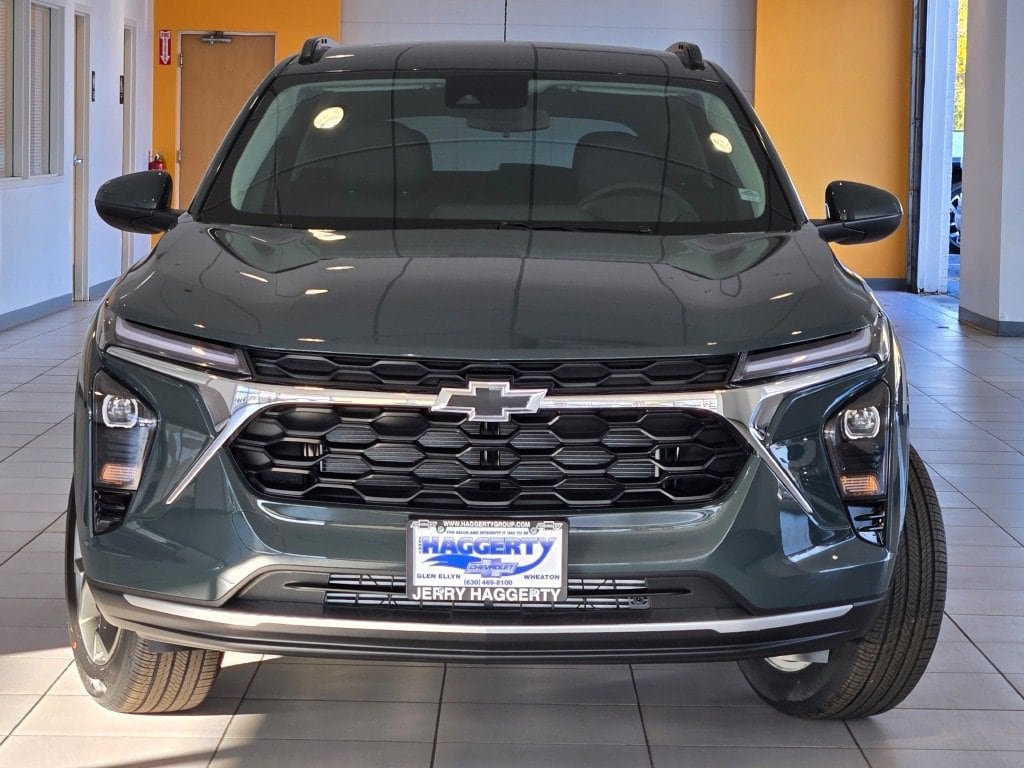 2026 CHEVROLET TRAX - Image 2