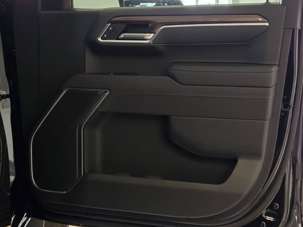 2026 CHEVROLET SILVERADO - Image 5