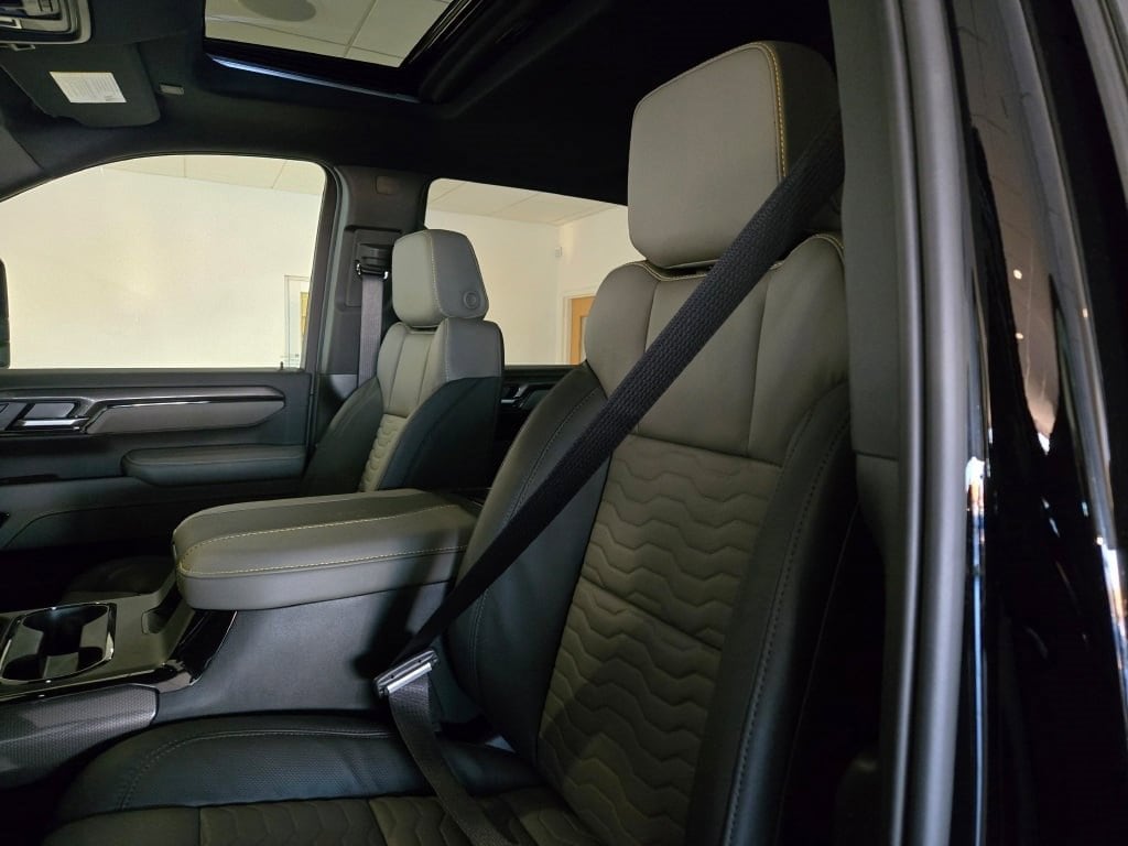 2026 CHEVROLET SILVERADO HD - Image 23